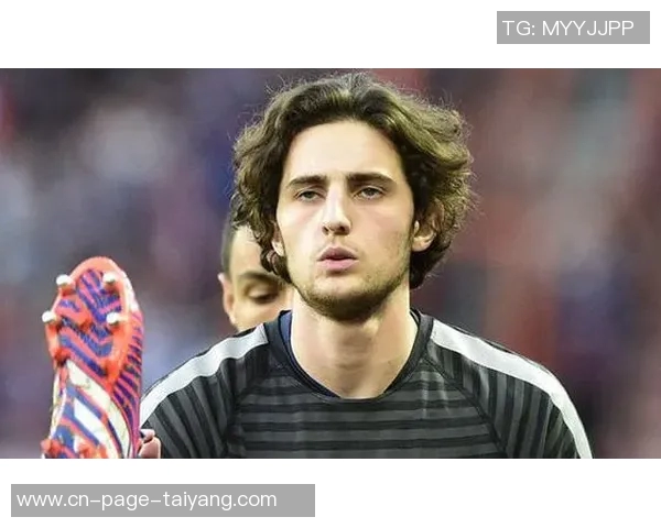 意媒报道拉比奥特周二重返AC米兰合练有望出战激烈米兰德比