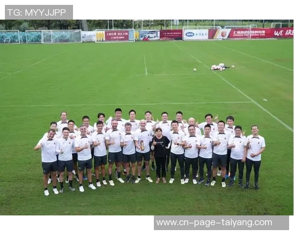 穆斯卡特表达对球队的骄傲与对家庭的温暖期待