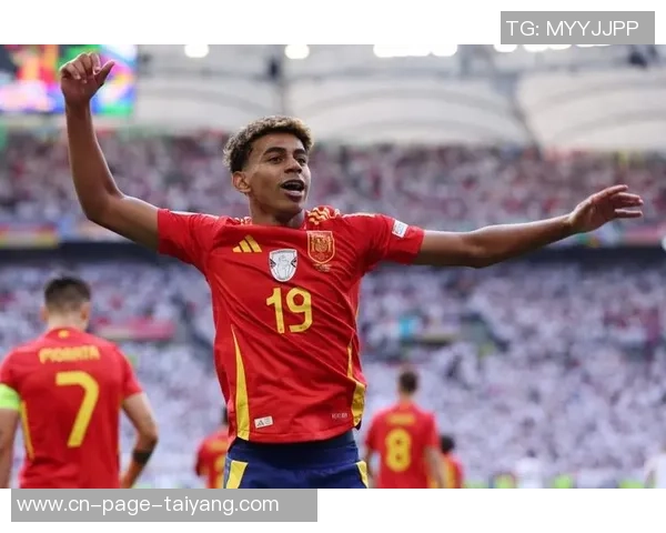 亚马尔社交媒体未关注梅西引发球迷对两人关系的热议与猜测